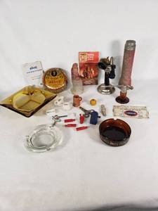 Collection of Vintage Collectibles including Knotts Berry Farm Ashtray, Lehigh Lumber Scale, and More