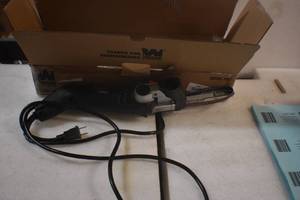 WEN 6307 Variable Speed Detailing File Sander with 12-by-18-Inch Belt Current price$42.63