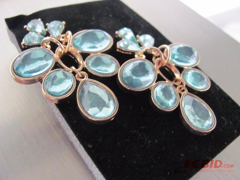 Stylish Blue Crystal Earrings