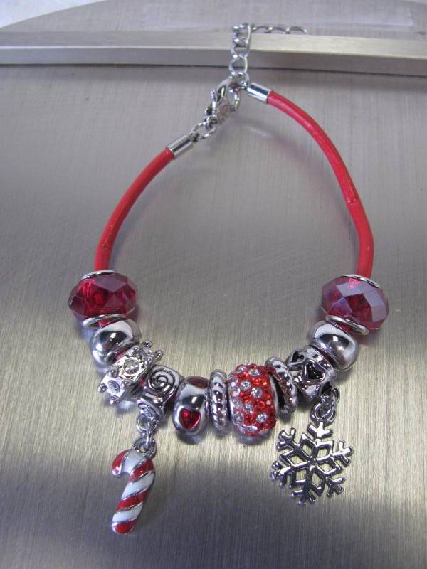 Pavana Glam & Glow Holiday Bracelet