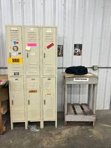 Set of Lockers  Wood Table