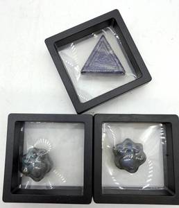 Stone Pyramid & Paw Print Display Pieces Mixed Lot of 3