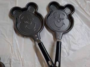 Winnie the Pooh Pancake Pans...
