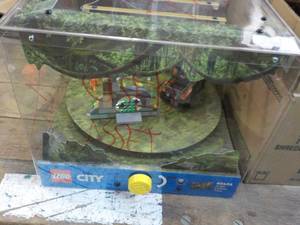 LEGO City 14 x 16 x12...