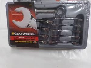Gear Wrench 10 pc Metric Stubby Fix...