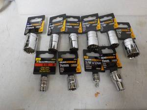 10 Gear Wrench Variety of Deep, Tor...