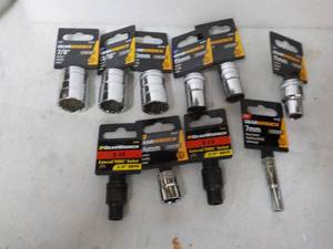 10 Gear Wrench Variety of Deep, Tor...