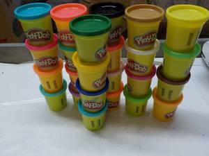 24 Hasbro Pla-Doh Modeling Compound...