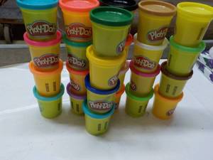 24 Hasbro Pla-Doh Modeling Compound...