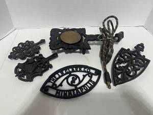 Vintage Paragon Electric Company Electric Trivet and Four Trivets