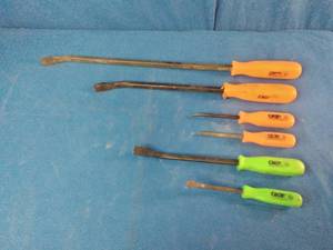 Grip brand pry bar set featuring both orange and green handled tools for high visibility.