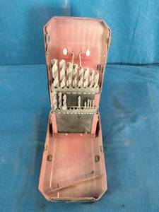 Snap-on Tools drill bit set, likely model DBC221 or a similar 15-piece configuration.