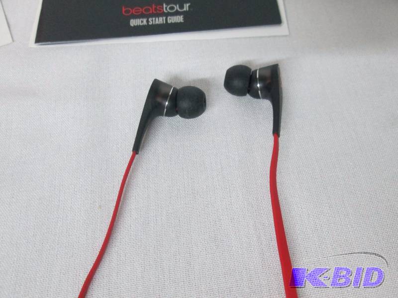 lot 10 image: Beats by Dr. Dre Tour 2.0 In-Ear Headphones