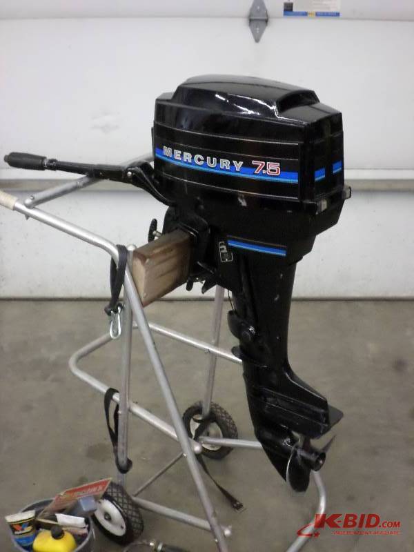 lot 11 image: Mercury 7.5HP Outboard Motor Comple...