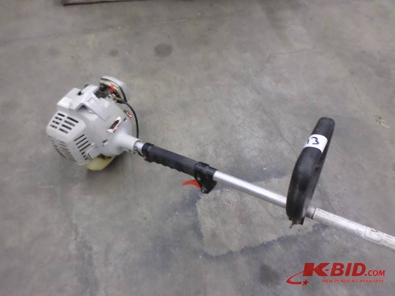 lot 13 image: Echo 21cc Gas Trimmer ...