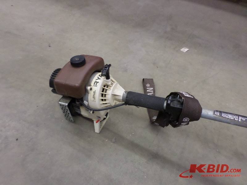 lot 14 image: Ryan Gas Trimmer...
