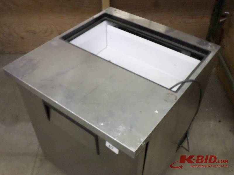 lot 67 image: Superior Model TSSU-27-08 Stainless...