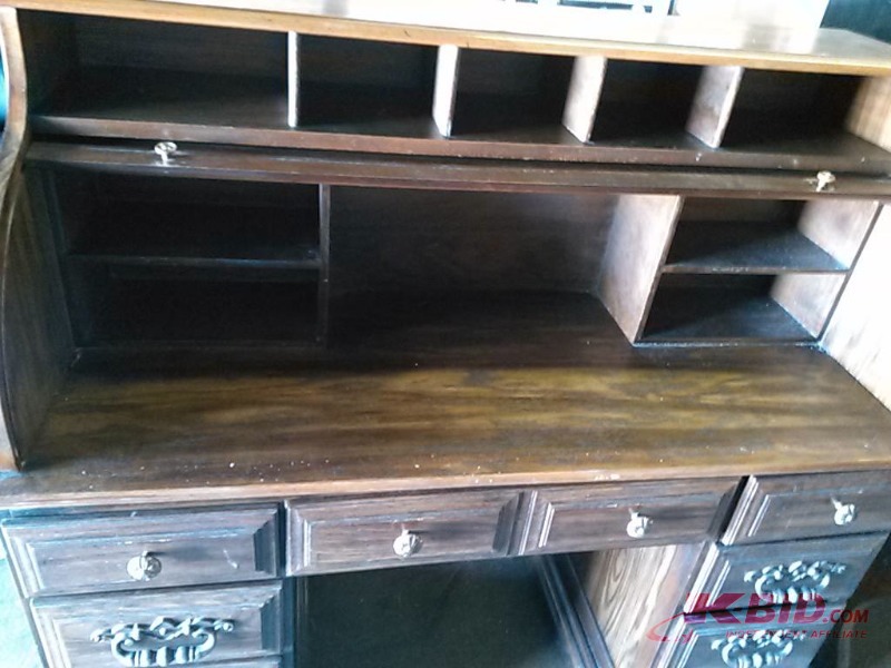 BEAUTIFUL VINTAGE ROLL TOP DESK-VERY COOL PIECE