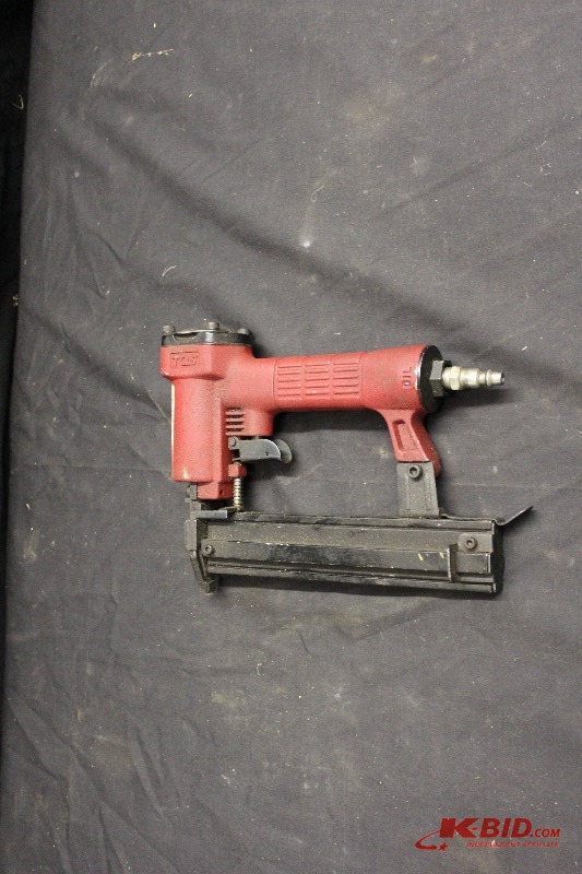 Air Brad Nailer