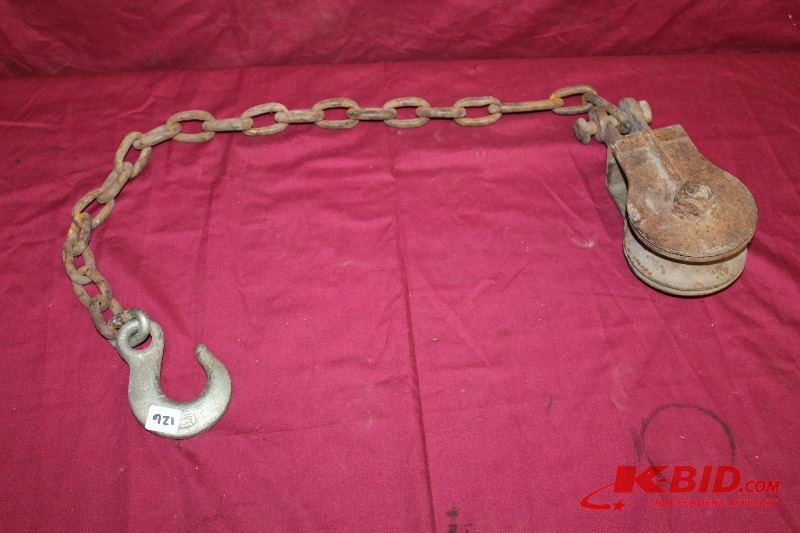 Pully on Chain With Hook