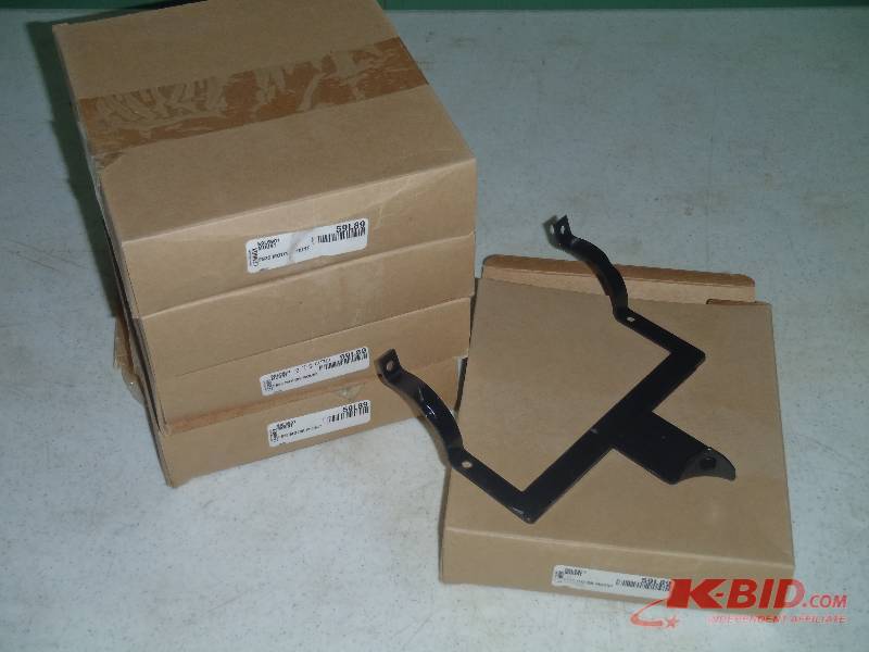 lot 31 image: Five (5) Lennox 59L89 Motor Mounts