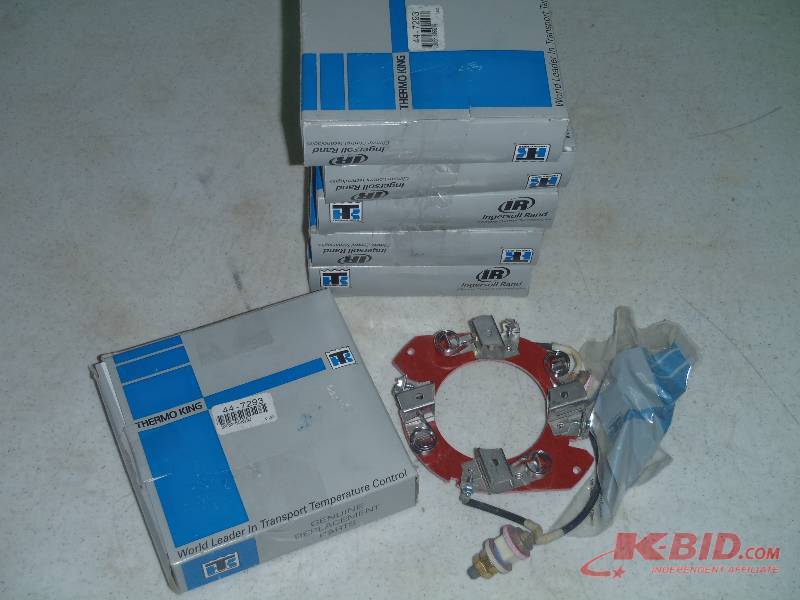 lot 69 image: Six (6) Thermo King 44-7293 Brush Rigging