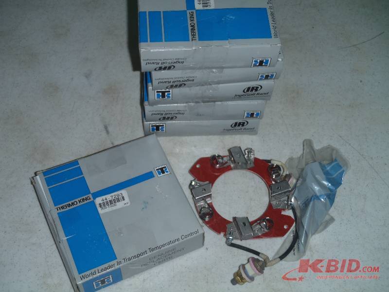 lot 70 image: Six (6) Thermo King 44-7293 Brush Rigging