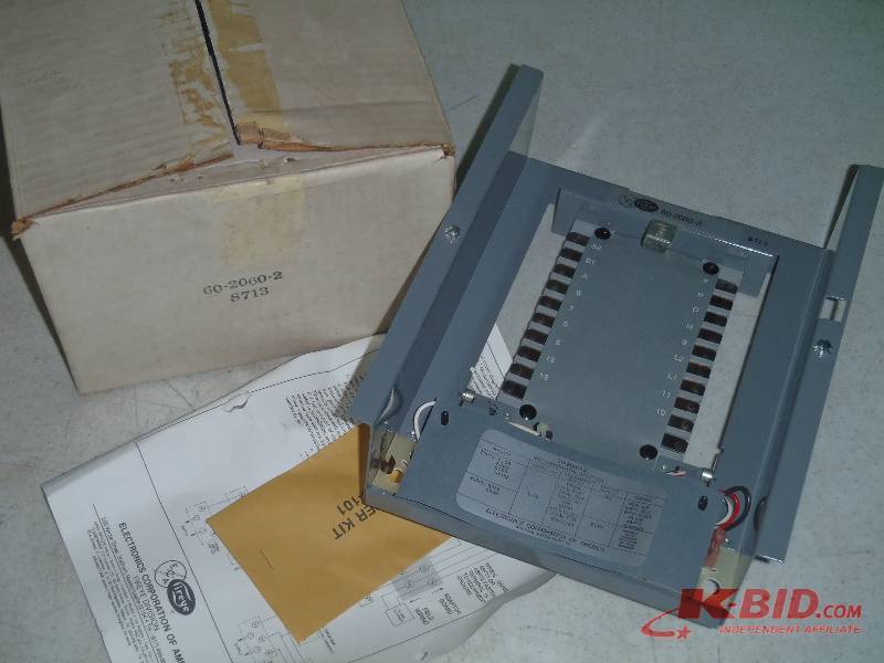lot 375 image: Fireye 60-2060-2 PFM Adapter