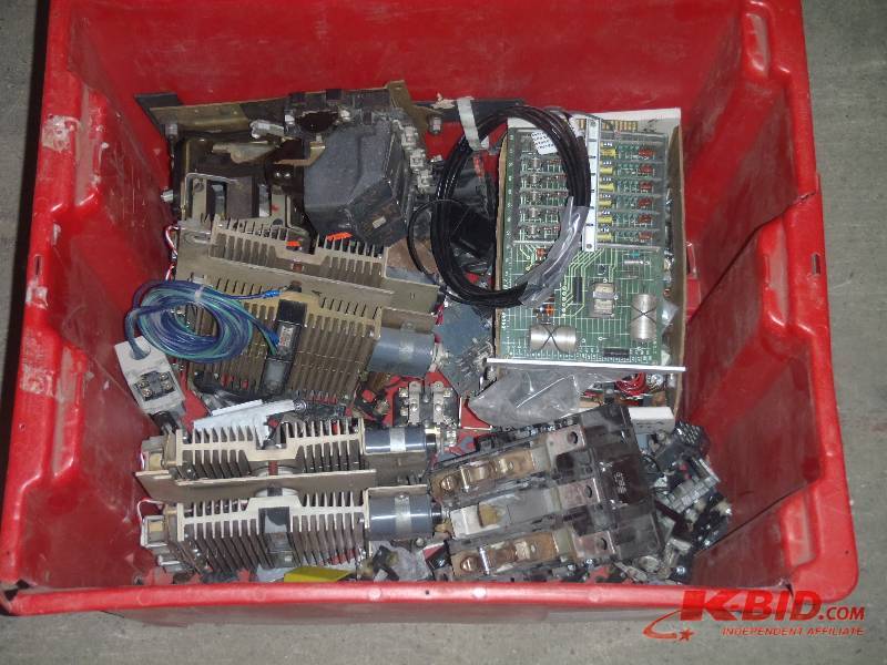 lot 385 image: Misc. Elevator Parts