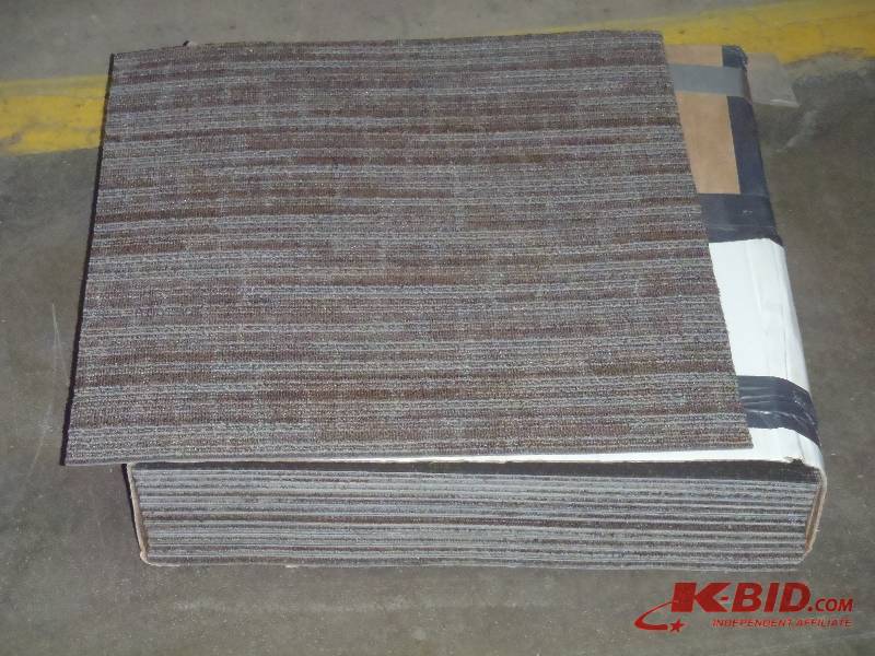 lot 386 image: Carpet Squares