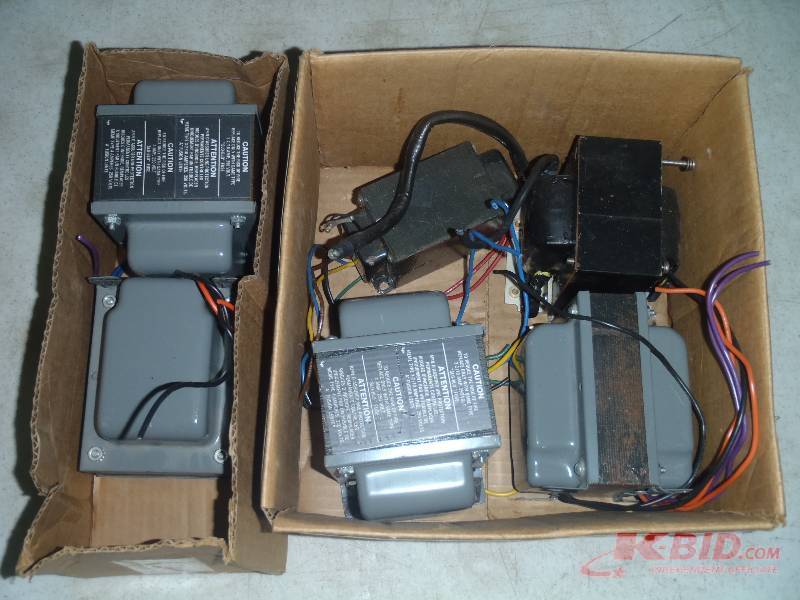 lot 401 image: Contactors