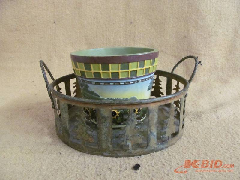 Flower pot