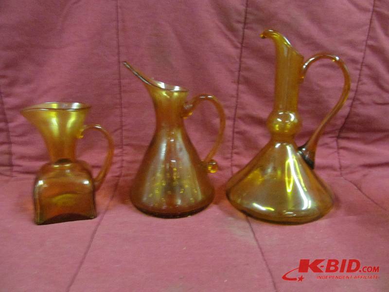Glass pitchers
