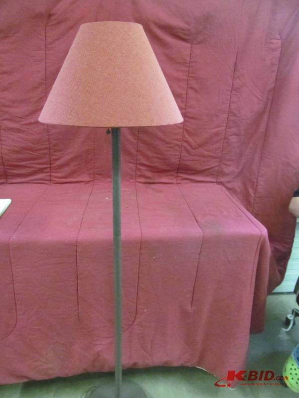 Floor lamp