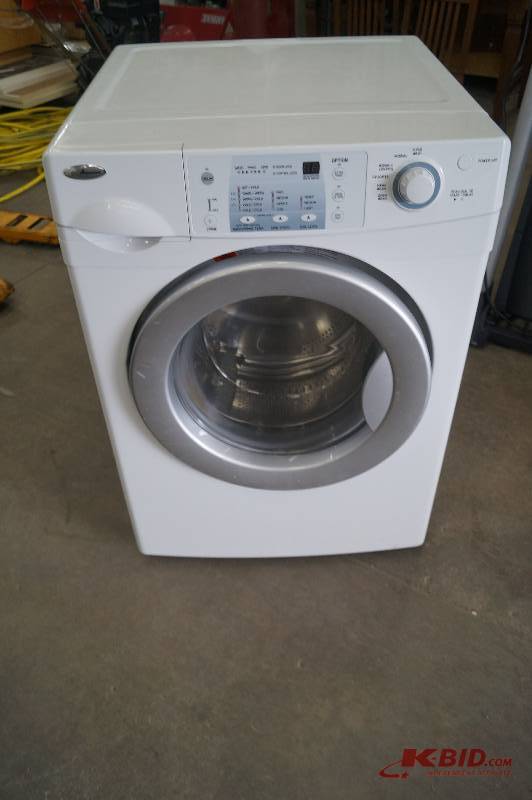 lot 14 image: Amana Washer