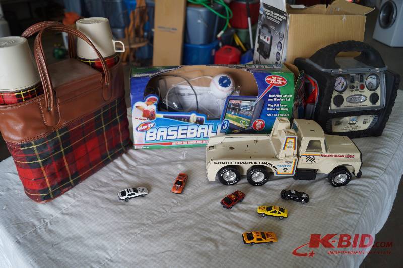 lot 18 image: Jump Starter