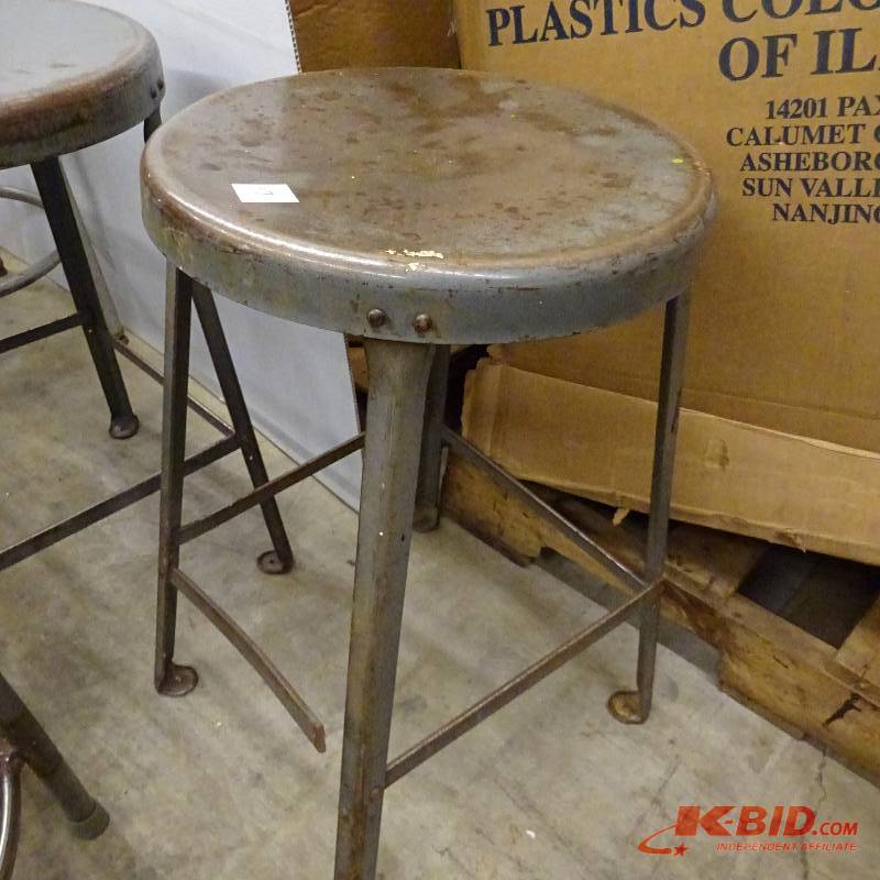 lot 47 image: Metal Shop Stool