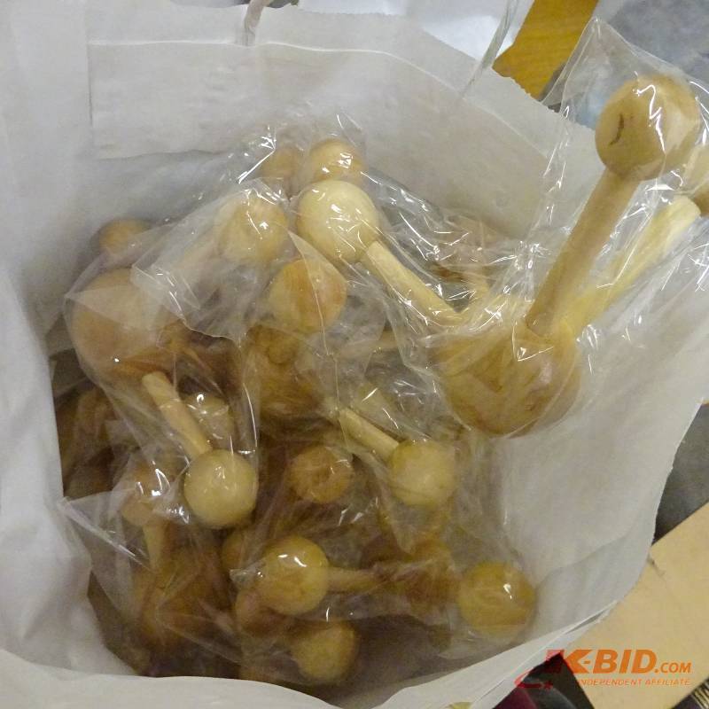 lot 75 image: Massagers