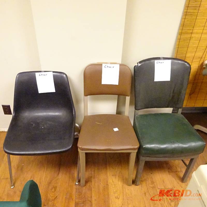 lot 98 image: Metal Chairs