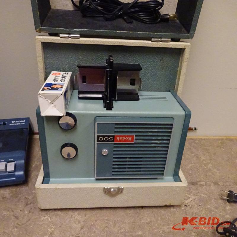 lot 107 image: Projector