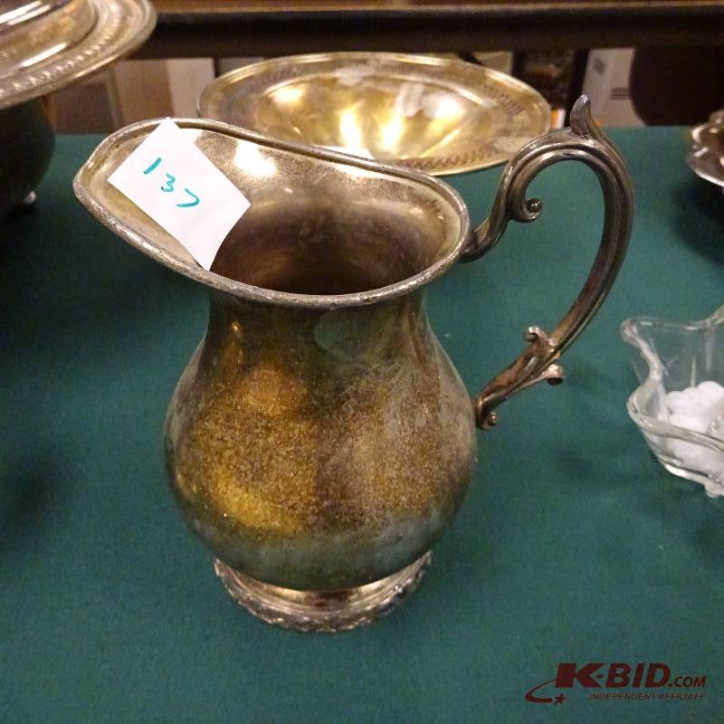 lot 137 image: Coffee Creamer
