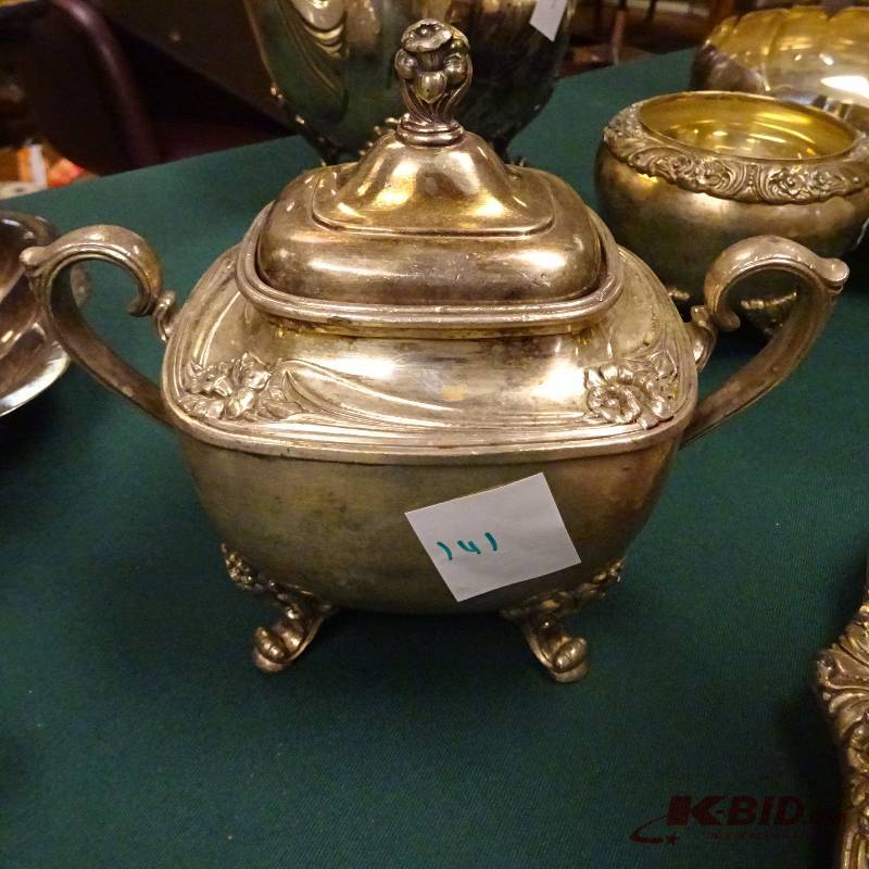 lot 141 image: Bowl