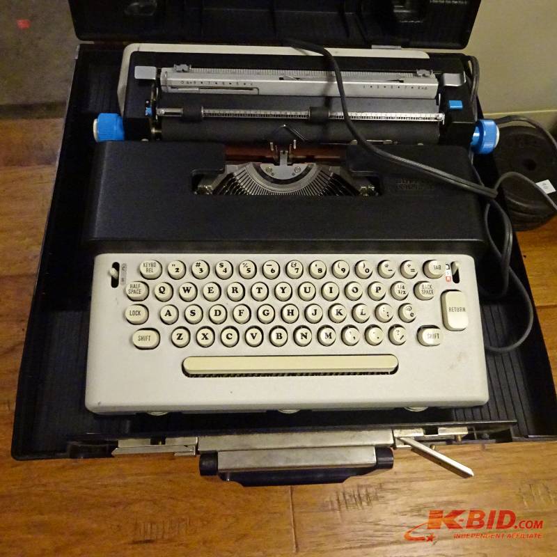 lot 153 image: Typewriter