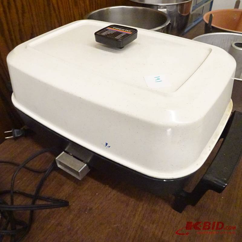 lot 191 image: Electric Skillet