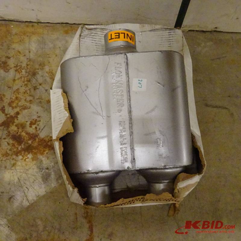 lot 207 image: Muffler