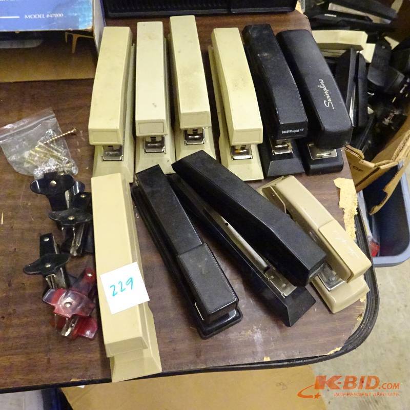 lot 229 image: Staplers