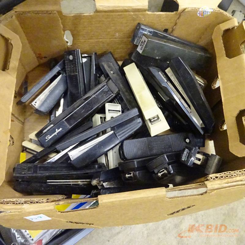 lot 238 image: Staplers