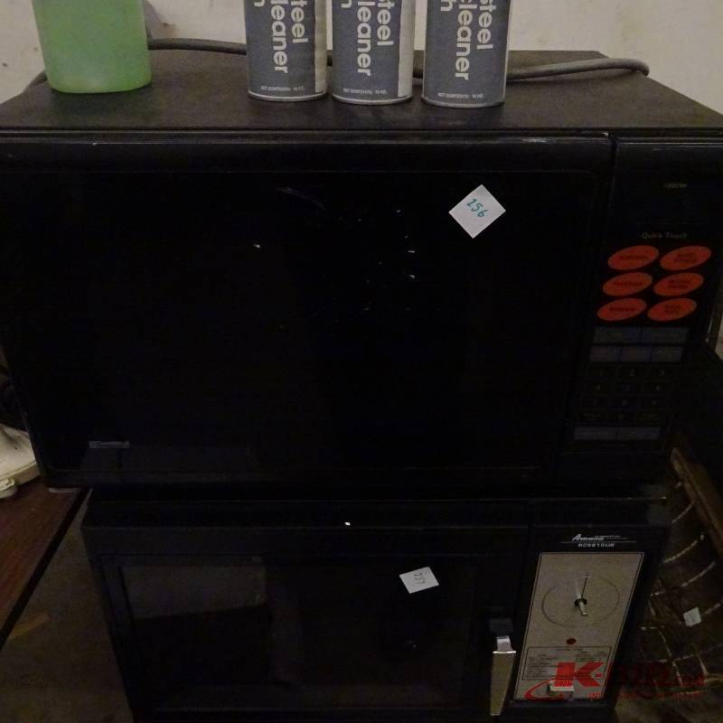 lot 256 image: Microwave