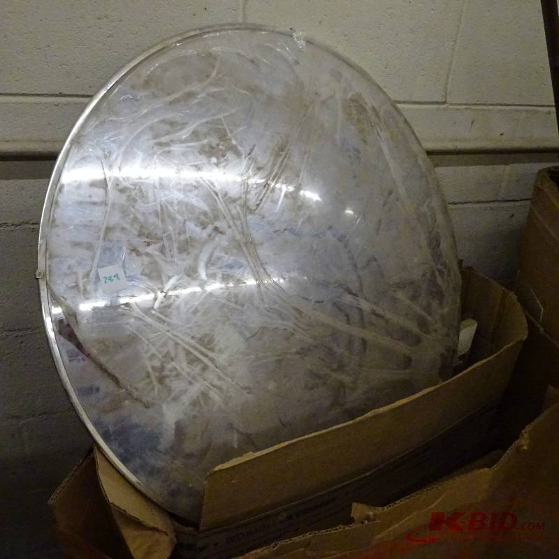 lot 288 image: Security Mirror