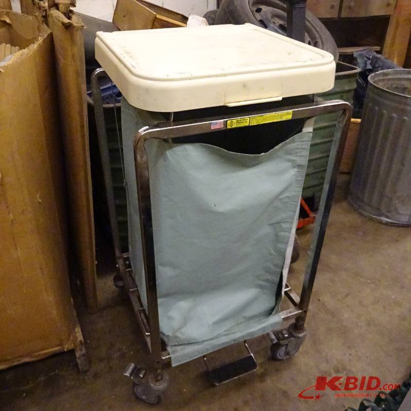 lot 311 image: Laundry Hamper